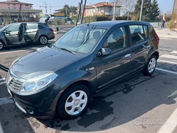 DACIA SANDERO 1.4 BENZINA GPL