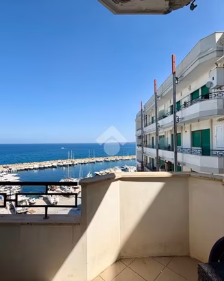 4 LOCALI A GALLIPOLI