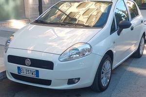 FIAT GRANDE PUNTO 1300 MULIJET del 2011