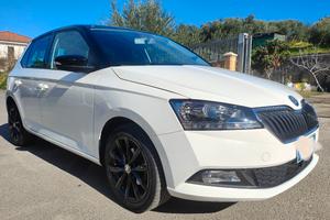 SKODA FABIA TWIN COLOR 1.0 MPI 60CV FULL OPTIONAL