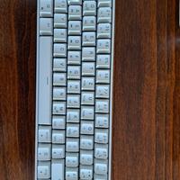 GK61 Hot-Swap, layout tedesco ISO