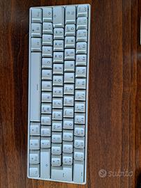 GK61 Hot-Swap, layout tedesco ISO