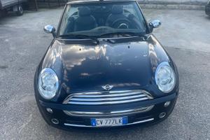 Mini Cooper cabrio -1.6 benz-full -2005