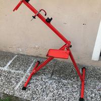 Supporto per manutenzione bicicletta