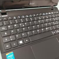 Acer TravelMate B115 8-240GB