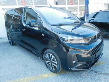 Peugeot Traveller 2.2 BlueHDi 180cv S&S EAT8 Stand