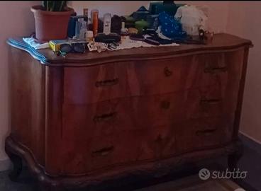 Settimino in legno antico, vintage, a Imperia