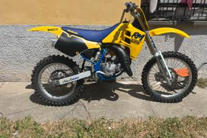 Suzuki rm 125