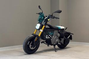 BMW CE 02 11kw Abs