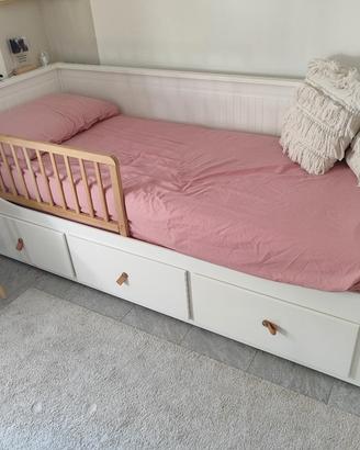 Letto IKEA HEMNES