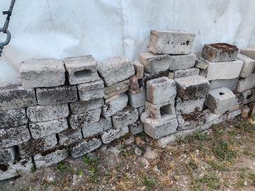 blocchetti di cemento e laterizi per riempimento 