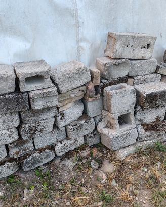 blocchetti di cemento e laterizi per riempimento 