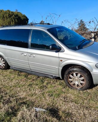 Chrysler Grand Voyager 2.8 Stow'nGo