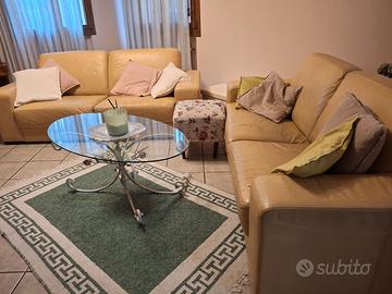 Coppia divani in pelle