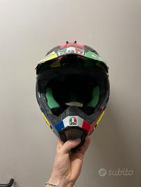 Casco agv AX8-Evo