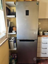 Frigo, lavatrice e guardaroga