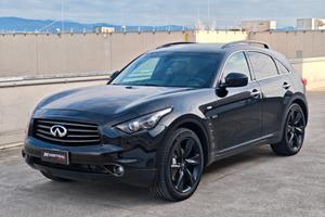 Infiniti QX70 3.0 diesel V6 AT S