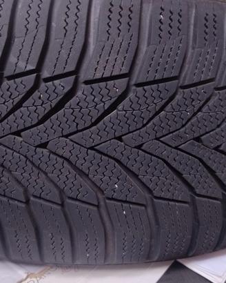 4 Gomme da neve 225 45 18