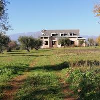 Villa zona Vigne c/da brunetti vicino falegnameria