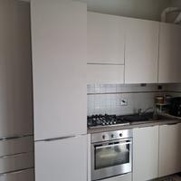 Cucina completa di elettrodomestici