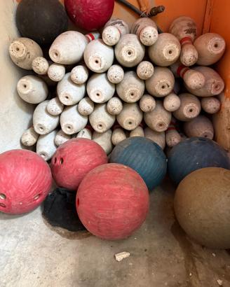 Birilli e palle da bowling