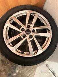 Cerchi in lega con pneumatico inv buono stato