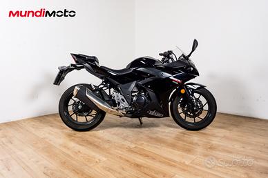 SUZUKI GSX 250 R - 2018