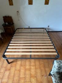 Letto matrimoniale 160x190 con rete a doghe