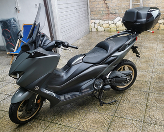 Tmax 560