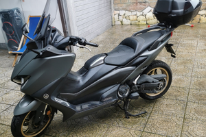Tmax 560