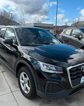 Audi Q2 2.0 Tdi -COCKPIT-SEDILI RISC.