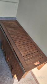 Tavolino richiudibile con 4 sedie