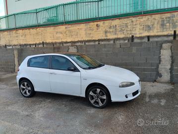 Alfa Romeo 147 1.9 JTD (120) 5 porte Progression