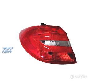 FANALE SINISTRO MERCEDES CLASSE B W246 12-14
