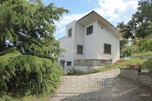 Appartamento Viterbo [A4299877]