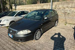Fiat Croma 1.9 Multijet 16V -BATTE LA TESTATA- PRO