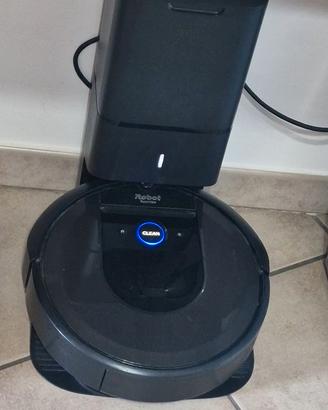 iRobot Roomba i7+ (i7556) con Stazione di Svuotame