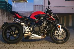 MV AGUSTA BRUTALE 1000 RS