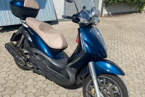 Piaggio beverly 400