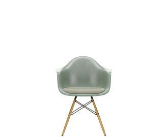 Sedia Vitra Eames Fiberglass Armchair DAW