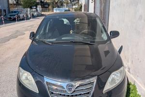LANCIA Y ANNO 2013, TESTATA DA RIFARE