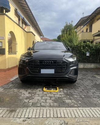 Q 8 elettrica diesel 286cv gancio traino