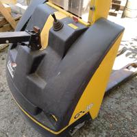 Transpallet a colonna elettrico