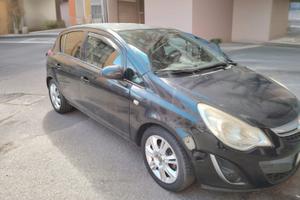 Opel Corsa GPL 2012 – 100.000 km – 5 porte – Neopa