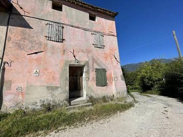 Rustico / Casale di 130 m² con 3 locali a Mussolen
