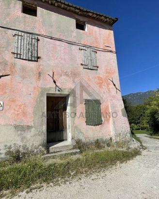Rustico / Casale di 130 m² con 3 locali a Mussolen