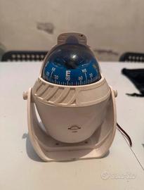 Bussola magnetica illuminata e staffa