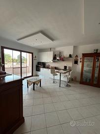 Appartamento arredato con verande