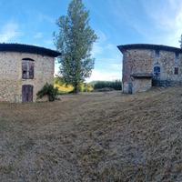 Rustici con terreno e bosco