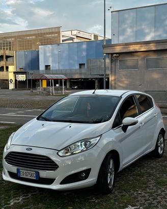 Ford Fiesta 1.5 TDCi 75CV 5 porte Titanium